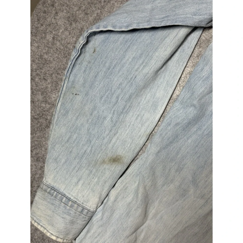 Vtg Y2K Levis Denim Work Shirt L Light Wash Button Up Cotton Grunge 90s Thrashed